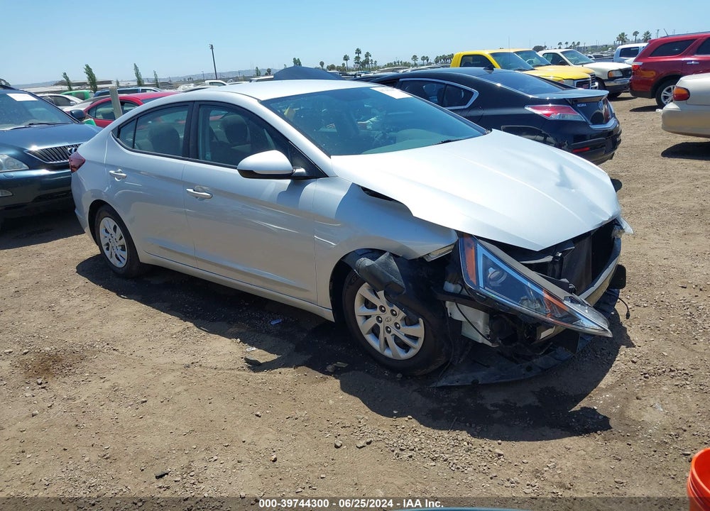 2019 HYUNDAI ELANTRA SE VIN: 5NPD74LF7KH468222