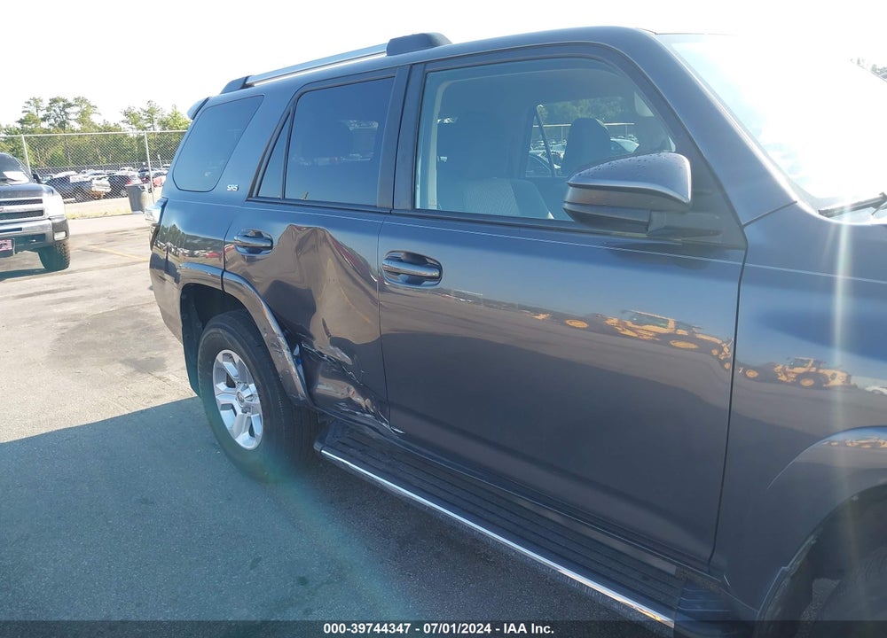 2020 TOYOTA 4RUNNER SR5 VIN: JTEZU5JR1L5215802