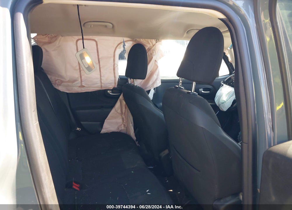 2018 JEEP RENEGADE ALTITUDE FWD VIN: ZACCJABH9JPH97749