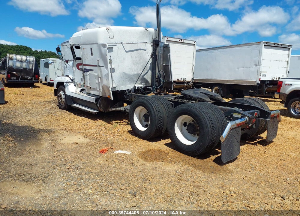 2000 FREIGHTLINER FLD FLD120 VIN: 1FUYDSEBXYLG17683