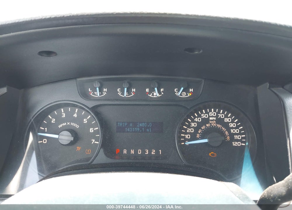 2012 FORD F-150 STX VIN: 1FTMF1CF8CKE32527