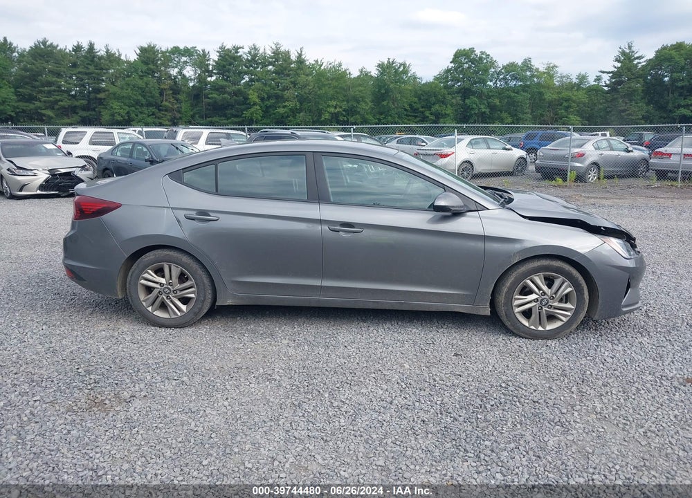 2019 HYUNDAI ELANTRA SEL VIN: 5NPD84LF1KH402021