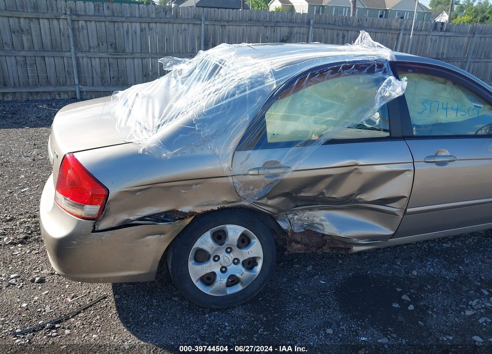 2008 KIA SPECTRA EX VIN: KNAFE122085579941