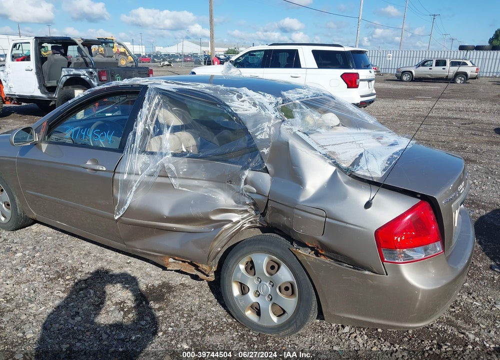 2008 KIA SPECTRA EX VIN: KNAFE122085579941