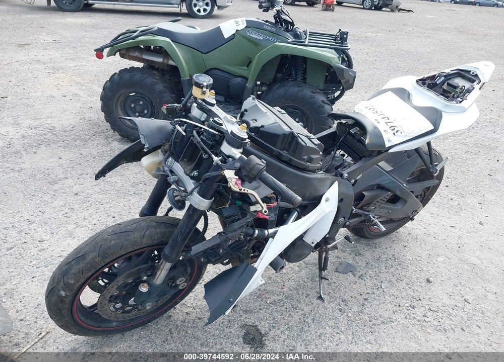 2012 YAMAHA YZFR6 C VIN: JYARJ16Y4CA005297
