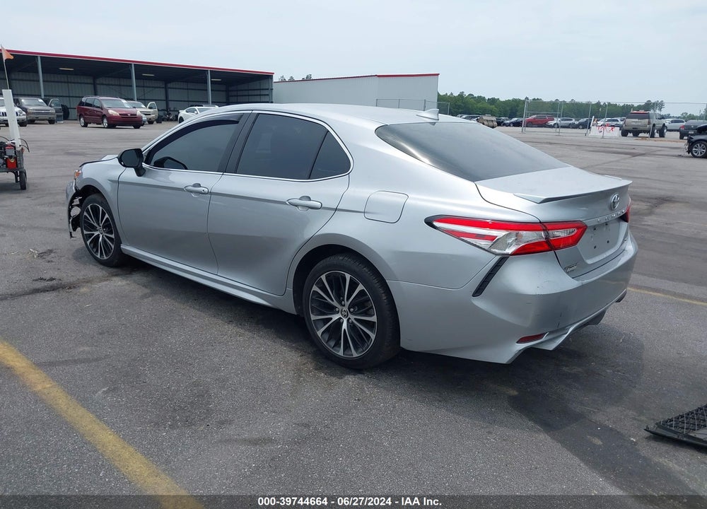2020 TOYOTA CAMRY SE VIN: 4T1G11AK5LU997006