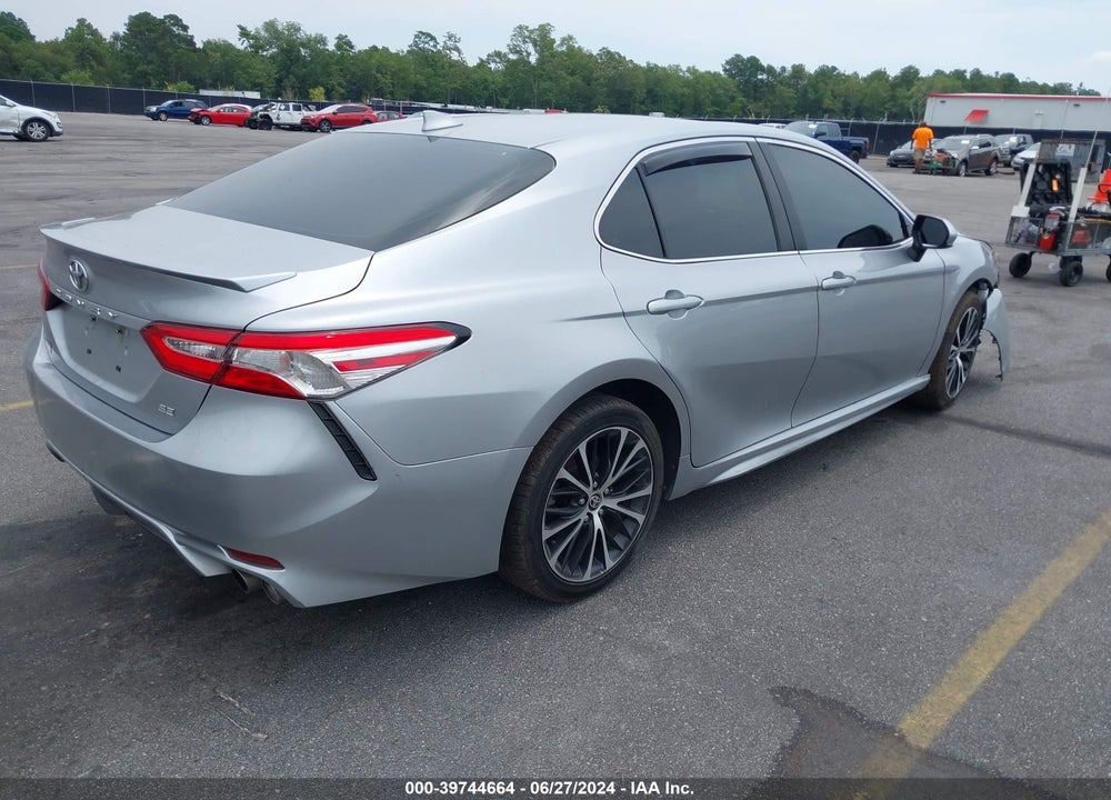 2020 TOYOTA CAMRY SE VIN: 4T1G11AK5LU997006