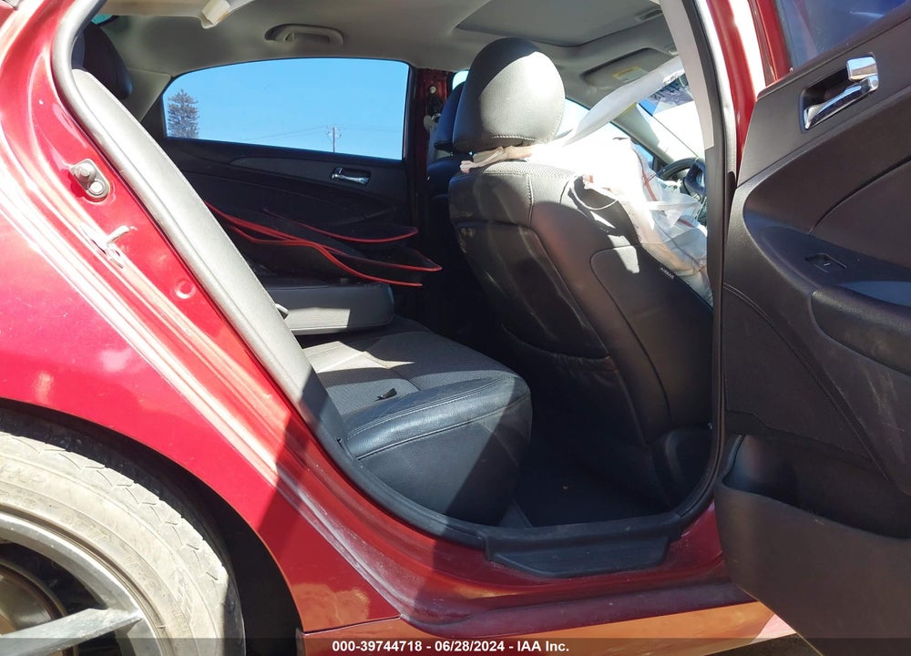 2011 HYUNDAI SONATA SE 2.0T VIN: 5NPEC4AB8BH228497