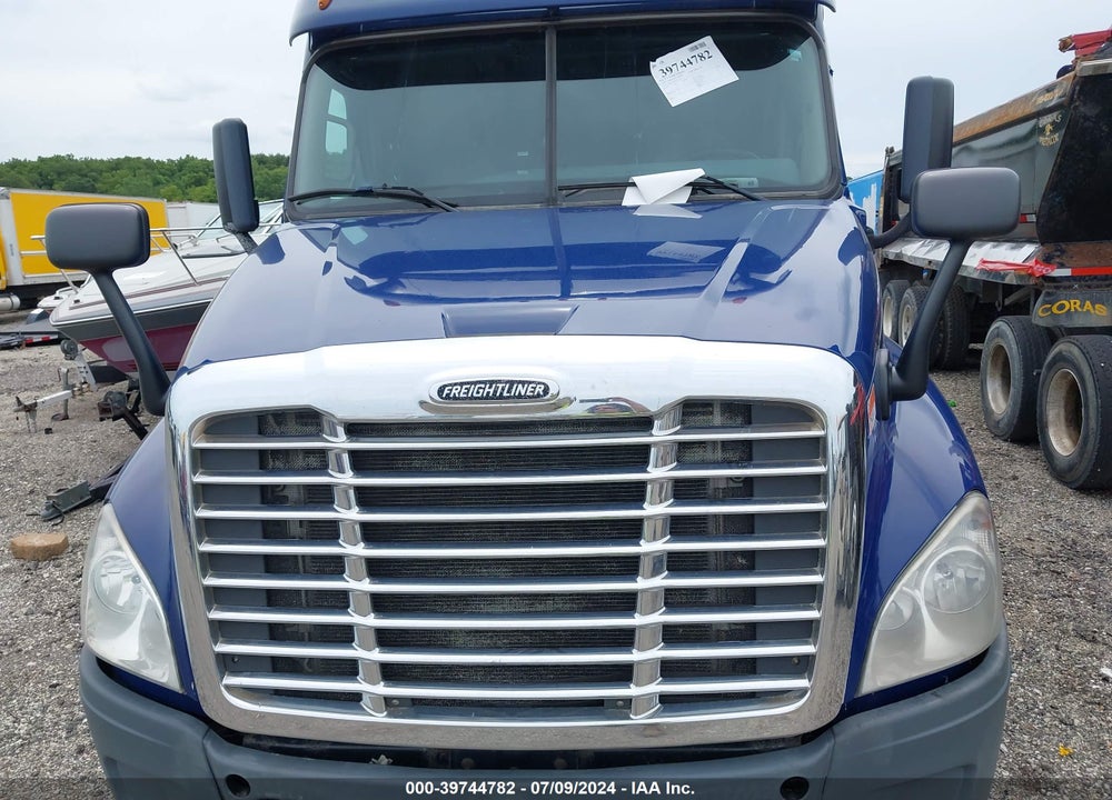 2014 FREIGHTLINER CASCADIA 125 VIN: 3AKJGLD64ESFU1381