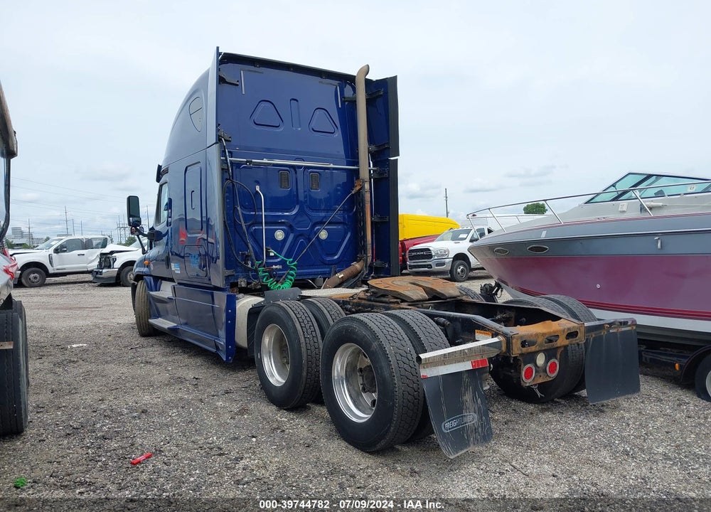2014 FREIGHTLINER CASCADIA 125 VIN: 3AKJGLD64ESFU1381