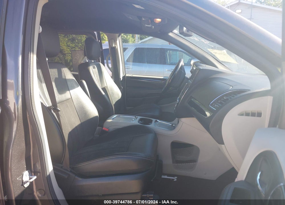 2019 DODGE GRAND CARAVAN SXT VIN: 2C4RDGCG3KR771090