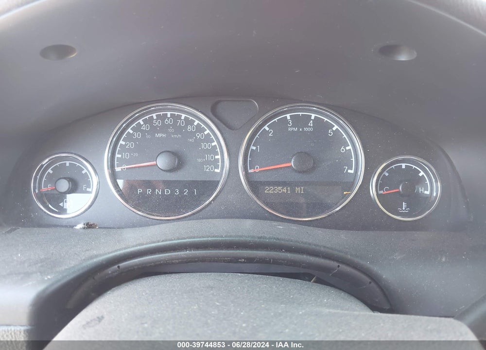 2005 CHEVROLET UPLANDER LS VIN: 1GNDV23L15D267577