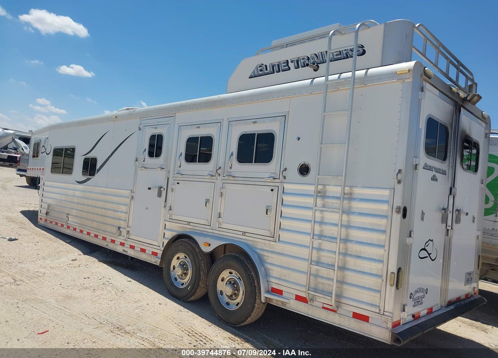 2011 ELITE TRVTR VIN: 5MKWG2720B0012102