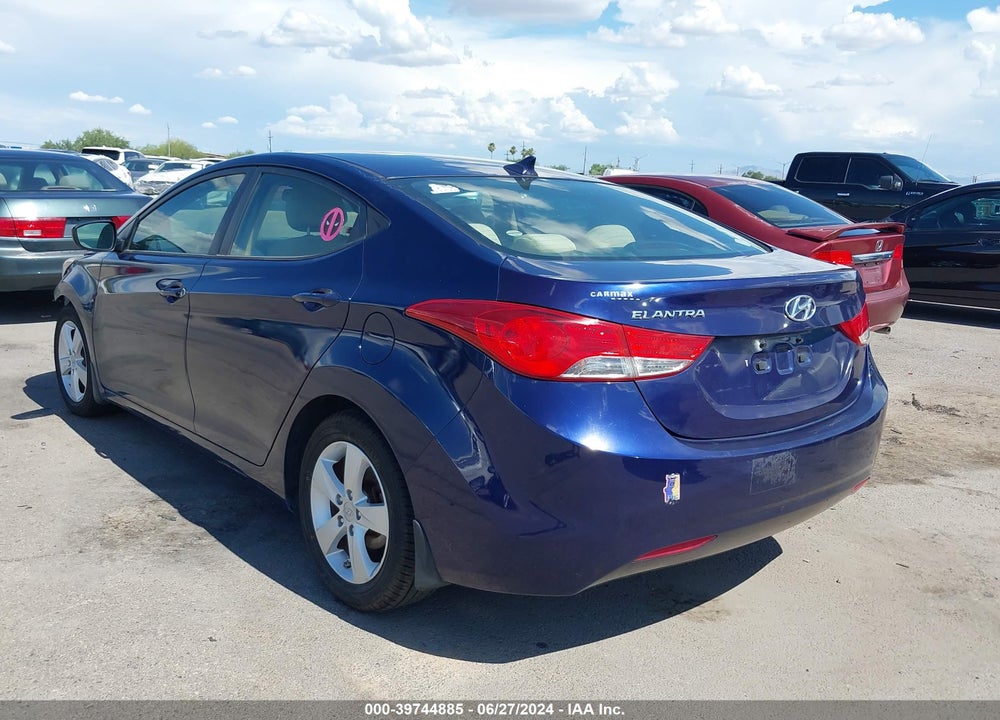 2013 HYUNDAI ELANTRA GLS VIN: 5NPDH4AE6DH383043