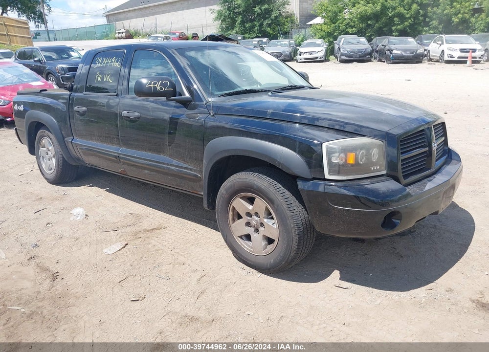 2005 DODGE DAKOTA SLT VIN: 1D7HW48NX5S155472