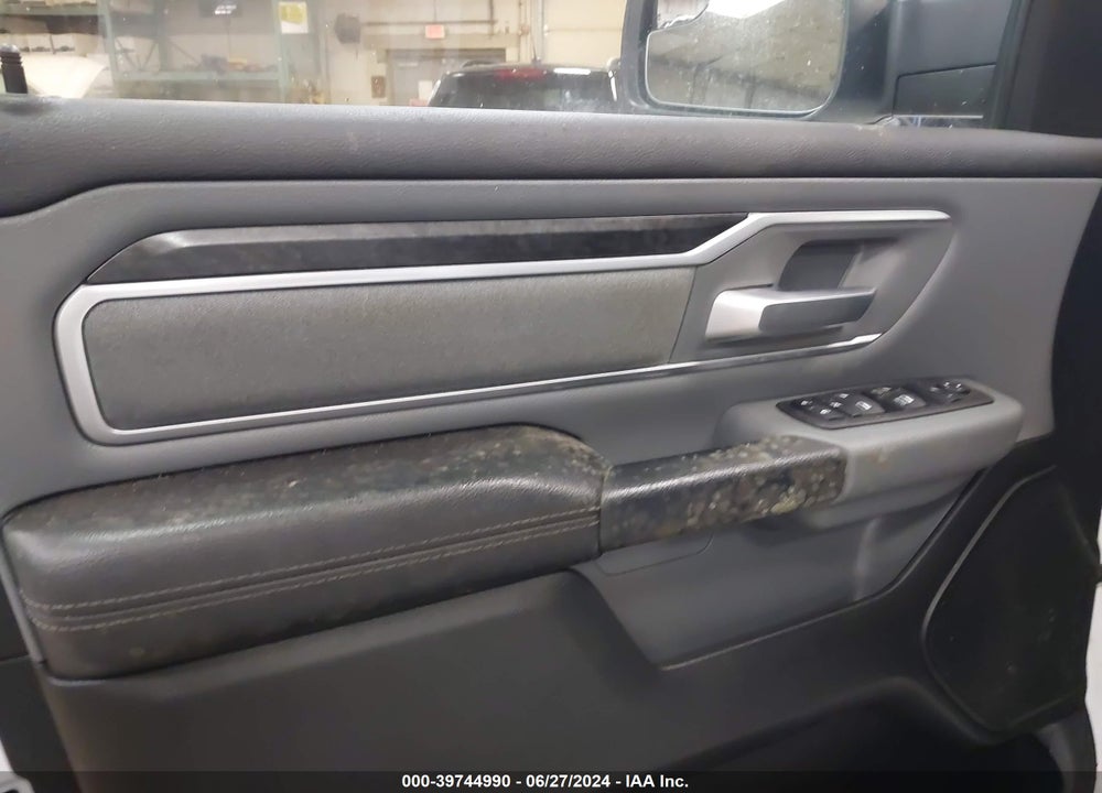 2021 RAM 1500 VIN: 1C6SRFBT5MN687548