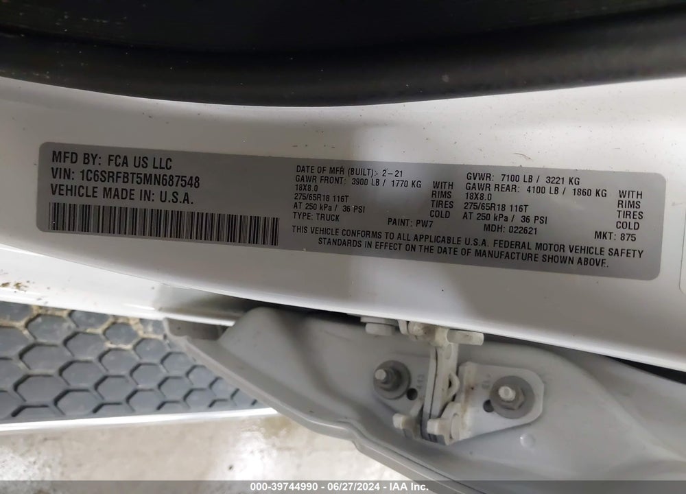 2021 RAM 1500 VIN: 1C6SRFBT5MN687548