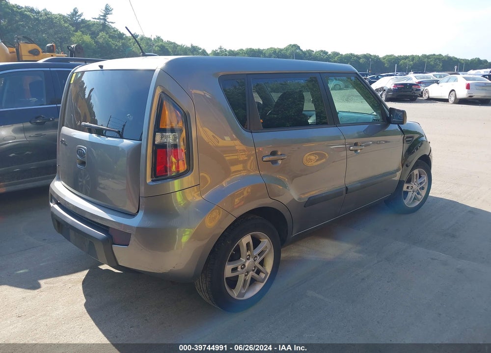 2011 KIA SOUL VIN: KNDJT2A22B7247232