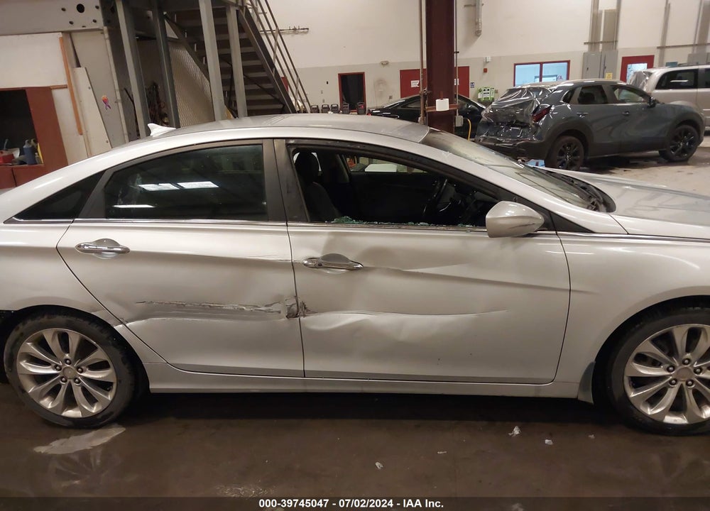 2011 HYUNDAI SONATA SE VIN: 5NPEC4AC6BH153839