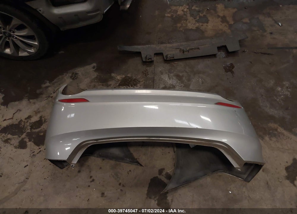 2011 HYUNDAI SONATA SE VIN: 5NPEC4AC6BH153839
