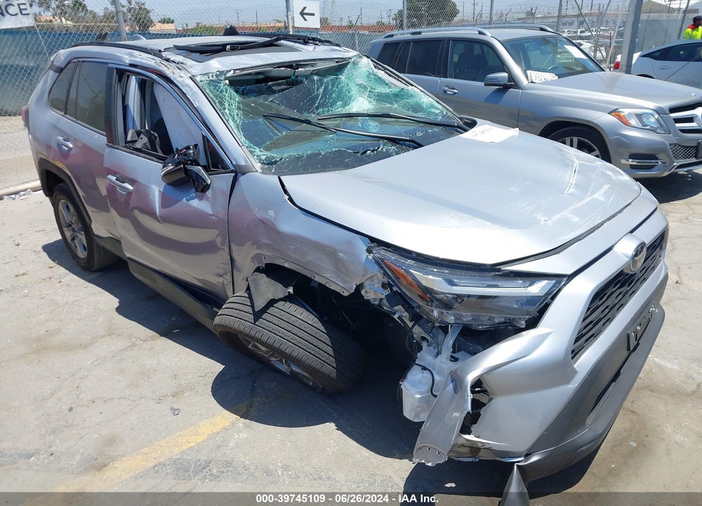 2024 TOYOTA RAV4 XLE VIN: 2T3W1RFV5RC264310