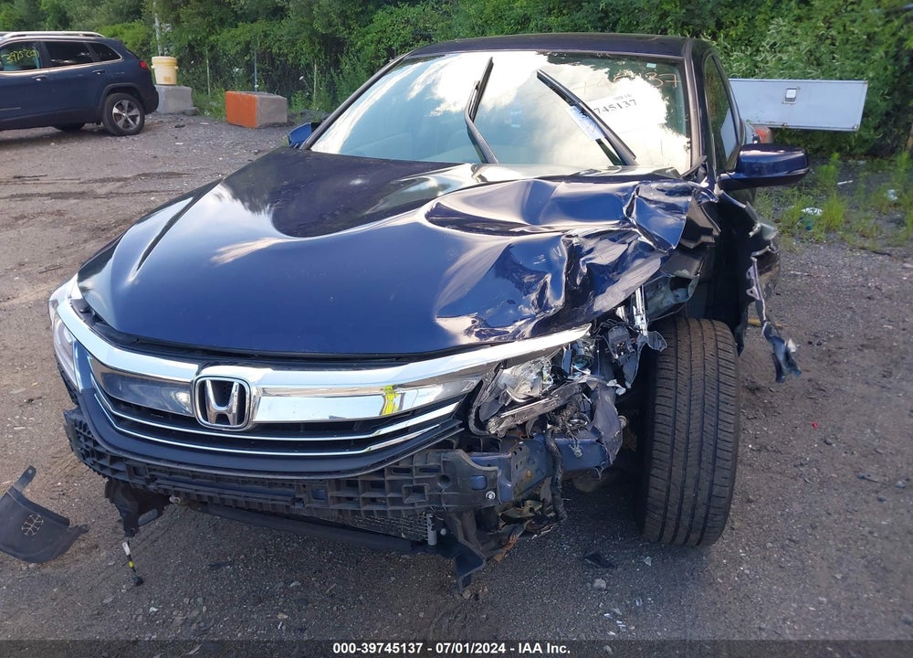 2017 HONDA ACCORD EX VIN: 1HGCR2F7XHA012103