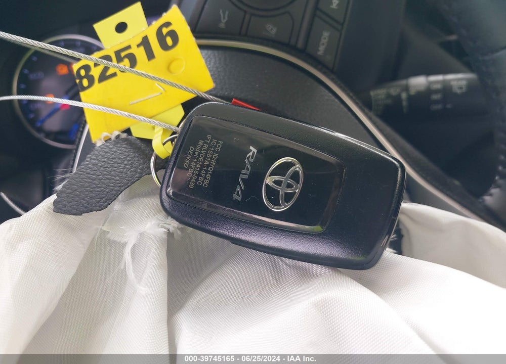 2020 TOYOTA RAV4 HYBRID XLE VIN: JTMR6RFV1LD006156