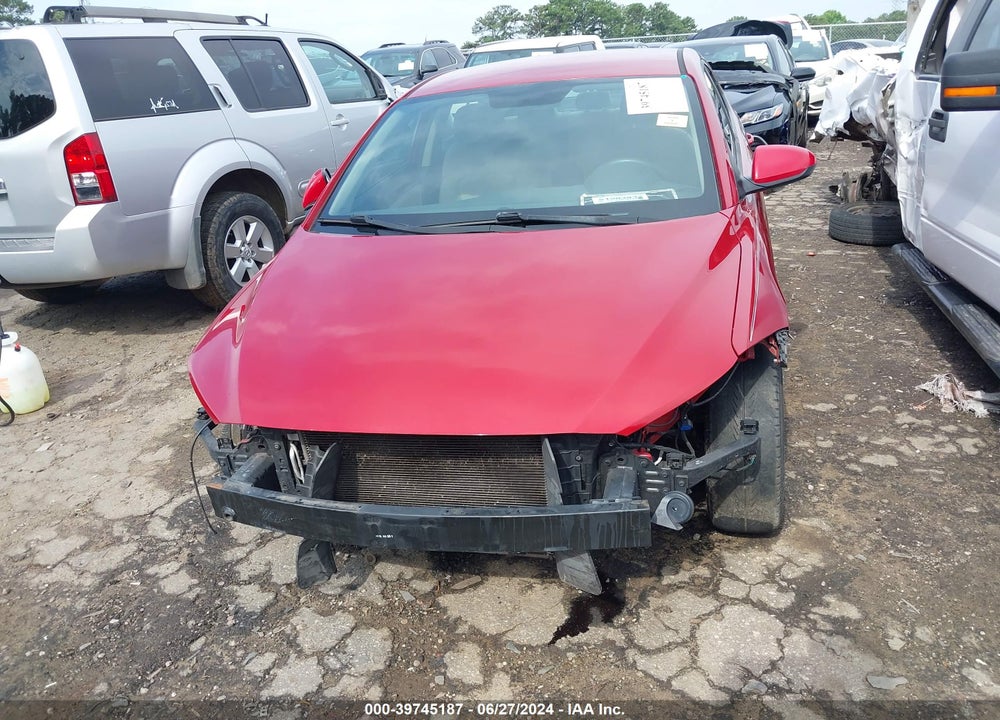 2017 HYUNDAI ELANTRA SE VIN: KMHD84LF3HU191396