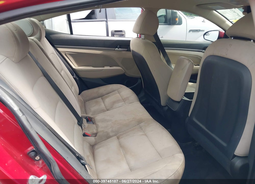 2017 HYUNDAI ELANTRA SE VIN: KMHD84LF3HU191396