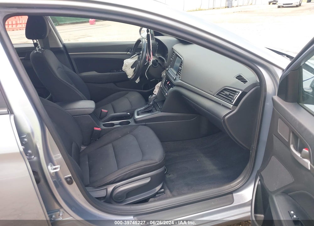 2017 HYUNDAI ELANTRA VALUE EDITION VIN: 5NPD84LF7HH199189
