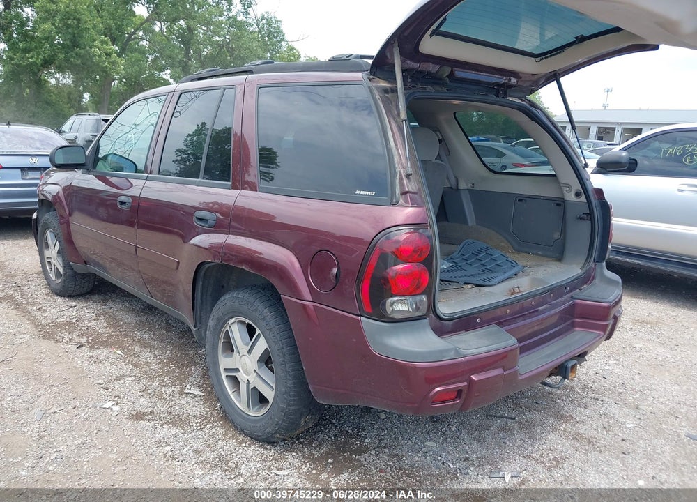 2006 CHEVROLET TRAILBLAZER LS VIN: 1GNDT13S762226925