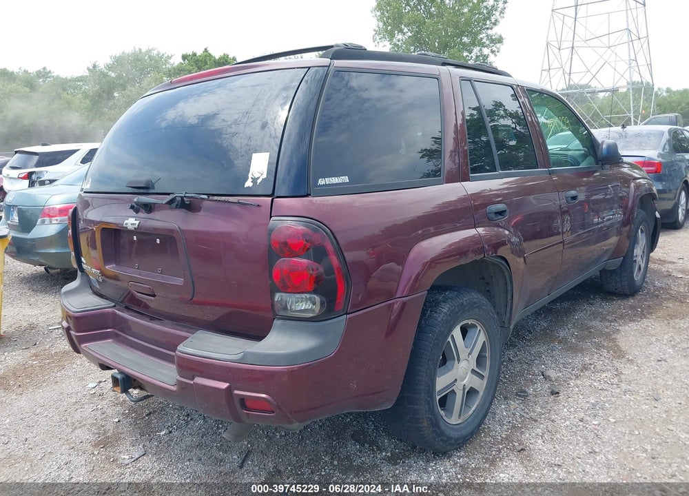 2006 CHEVROLET TRAILBLAZER LS VIN: 1GNDT13S762226925