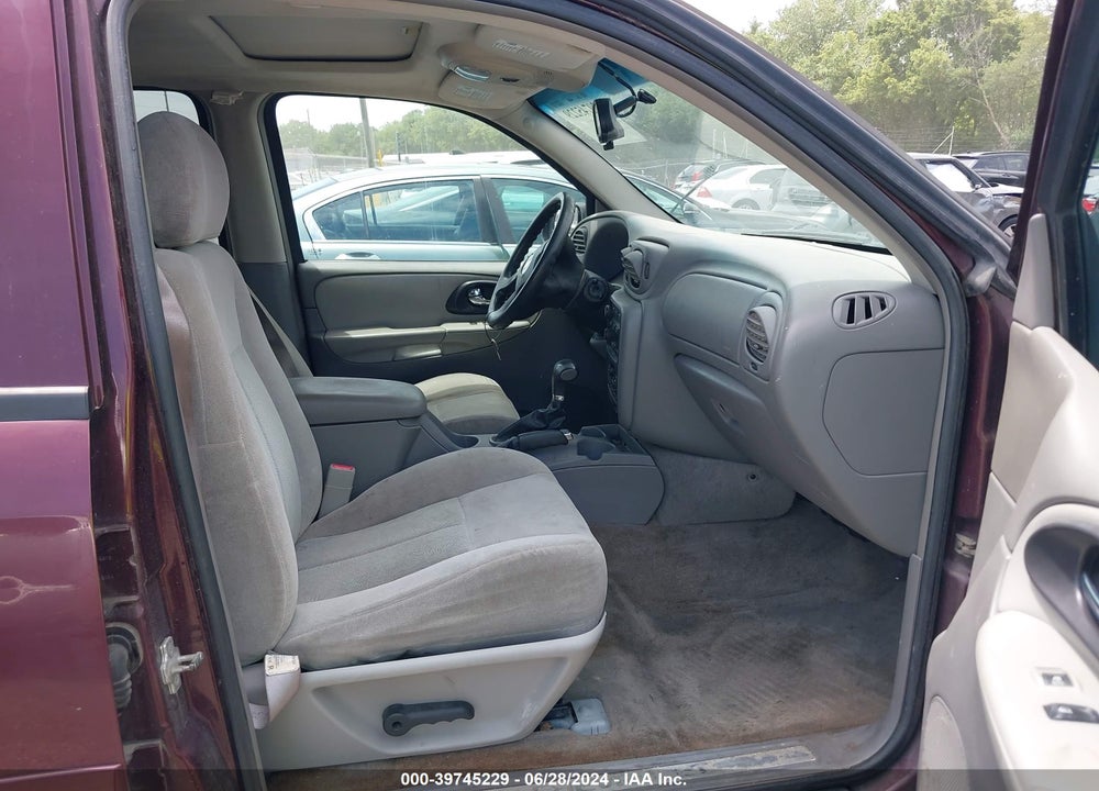2006 CHEVROLET TRAILBLAZER LS VIN: 1GNDT13S762226925