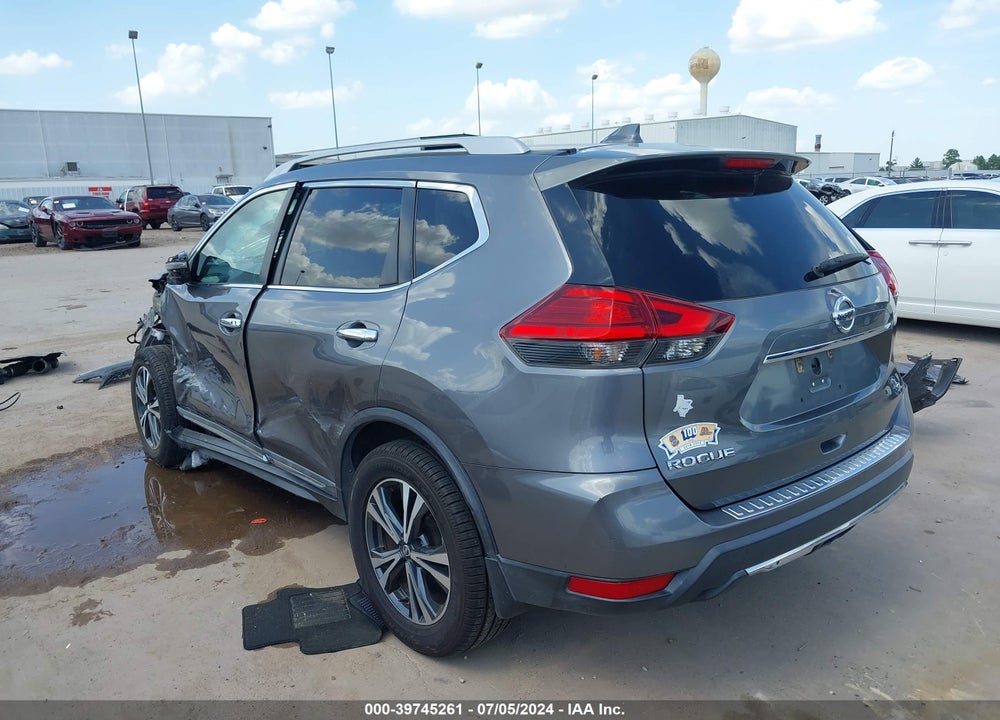 2017 NISSAN ROGUE VIN: 5N1AT2MT1HC871703