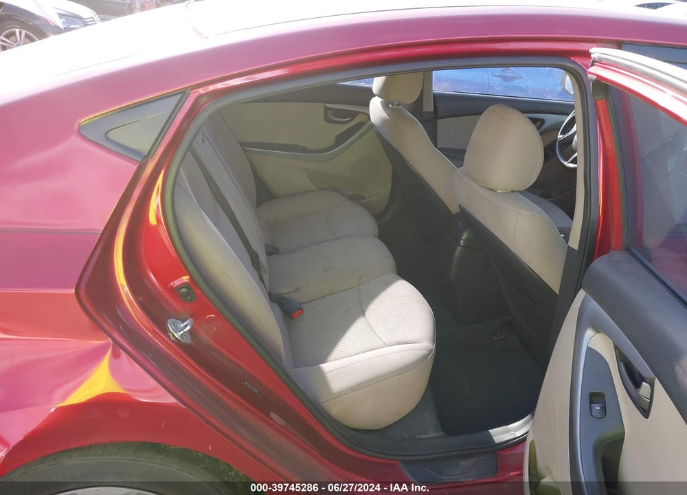 2016 HYUNDAI ELANTRA SE VIN: 5NPDH4AE7GH780877