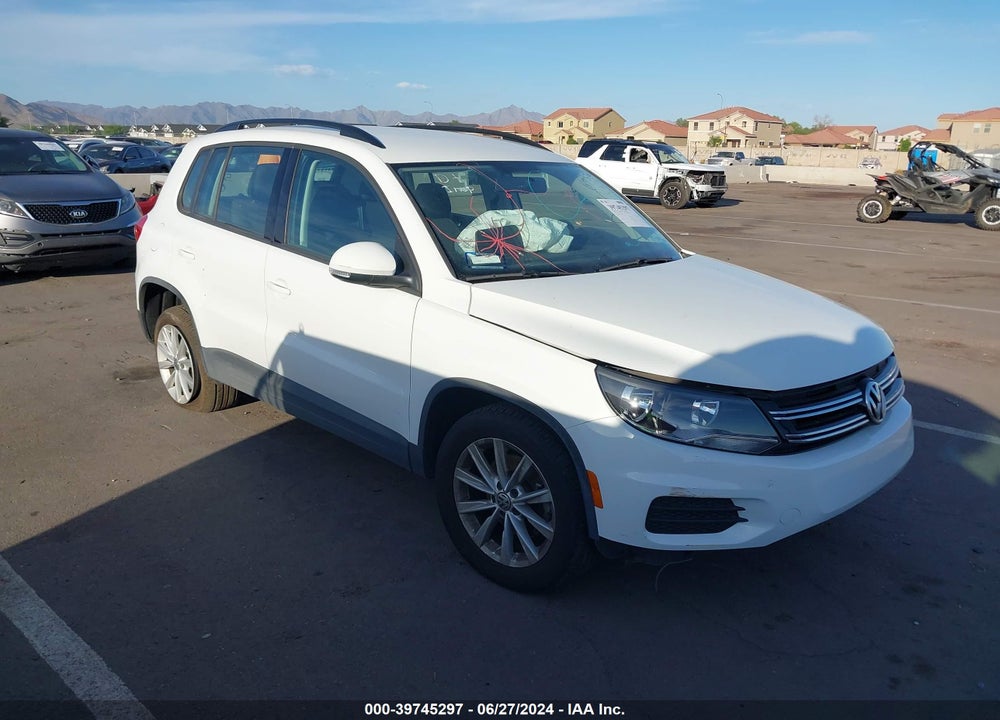 2018 VOLKSWAGEN TIGUAN LIMITED 2.0T VIN: WVGAV7AX5JK004928