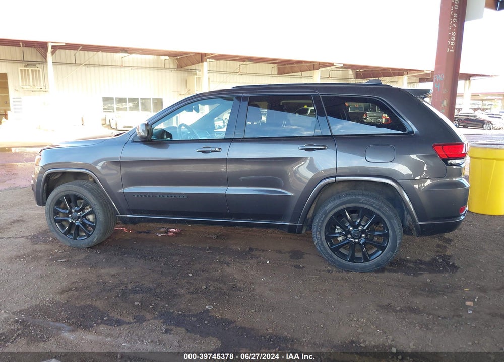 2017 JEEP GRAND CHEROKEE ALTITUDE 4X4 VIN: 1C4RJFAG8HC874030
