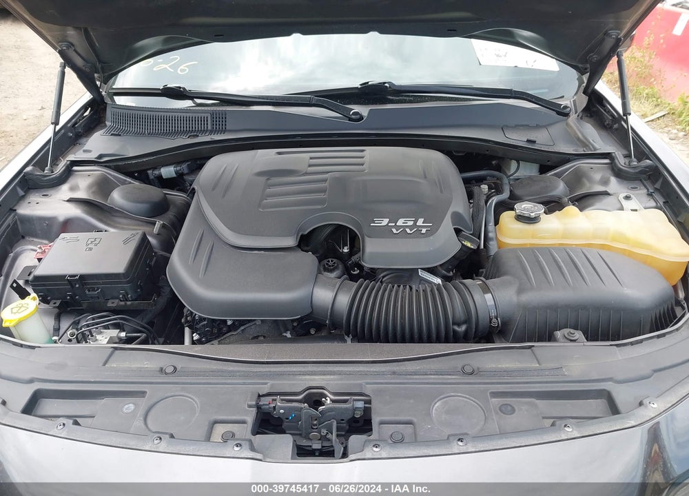 2019 CHRYSLER 300 VIN: 2C3CCABG6KH515169