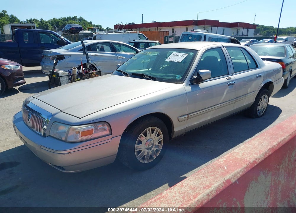2008 MERCURY GRAND MARQUIS GS VIN: 2MEFM74V18X607436