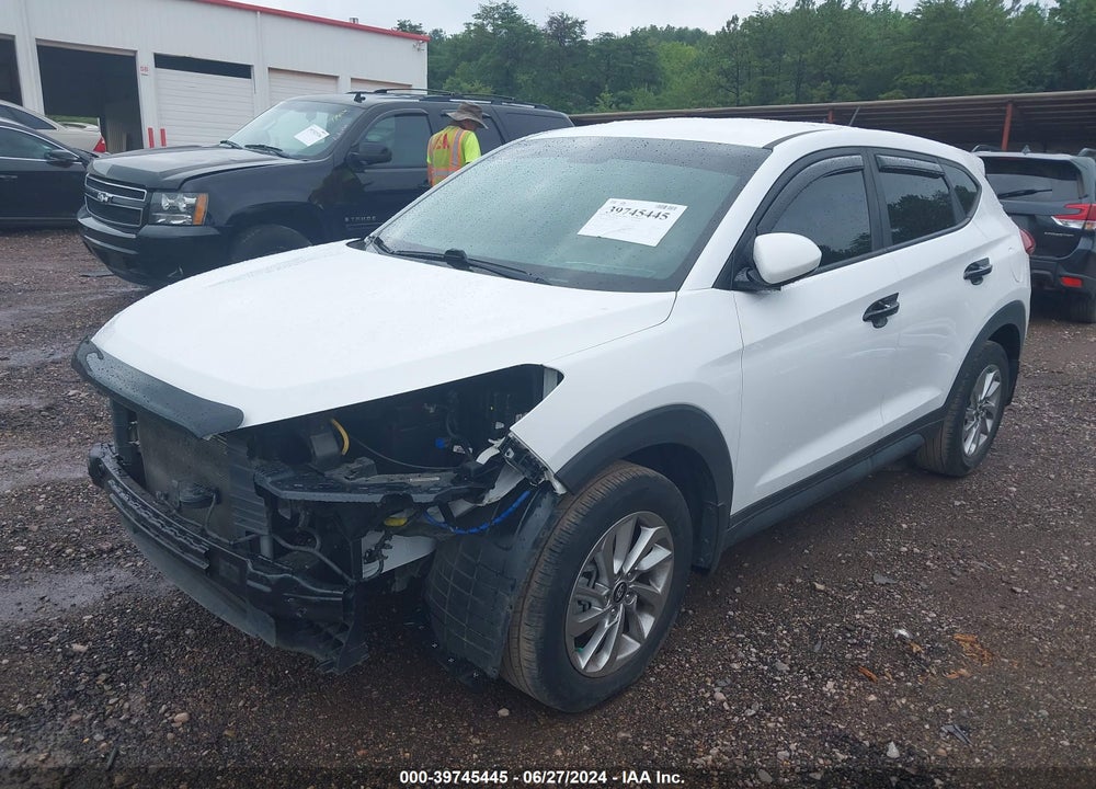 2018 HYUNDAI TUCSON SE VIN: KM8J23A41JU690915