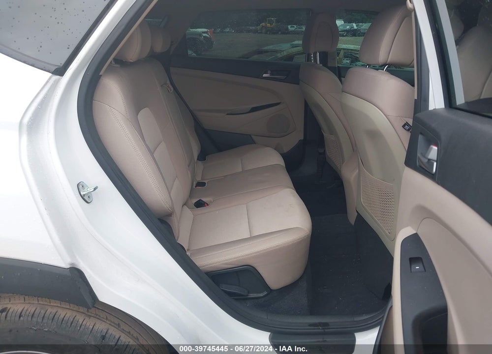 2018 HYUNDAI TUCSON SE VIN: KM8J23A41JU690915