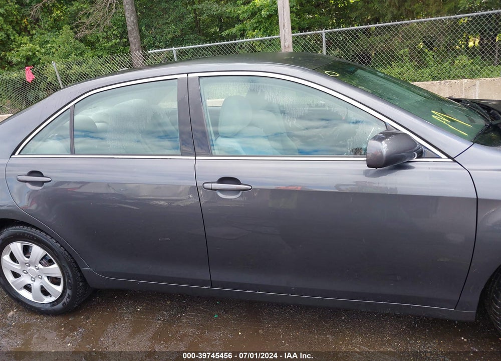 2011 TOYOTA CAMRY LE VIN: 4T1BF3EK8BU125578