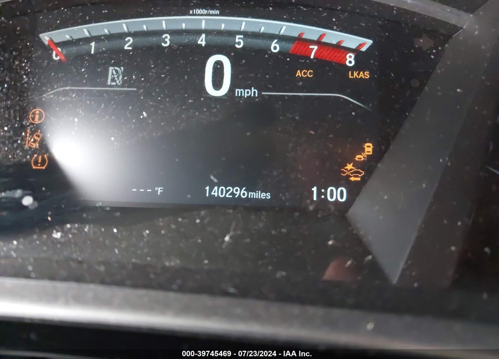 2018 HONDA CR-V VIN: 7FARW1H8XJE022407