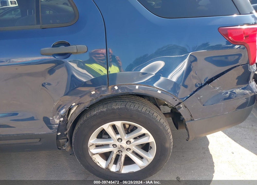 2016 FORD EXPLORER VIN: 1FM5K8BH4GGA50012