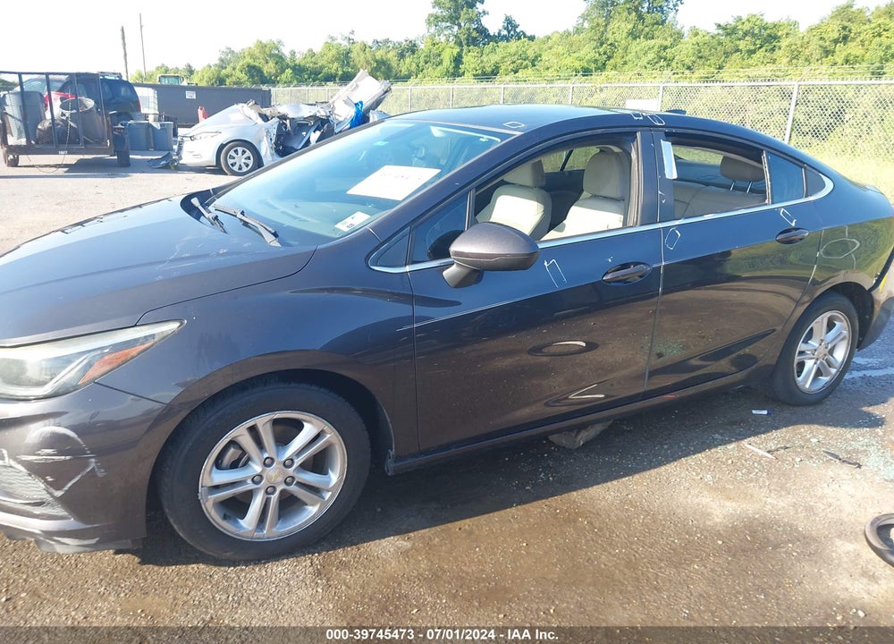 2017 CHEVROLET CRUZE LT AUTO VIN: 1G1BE5SM6H7183939