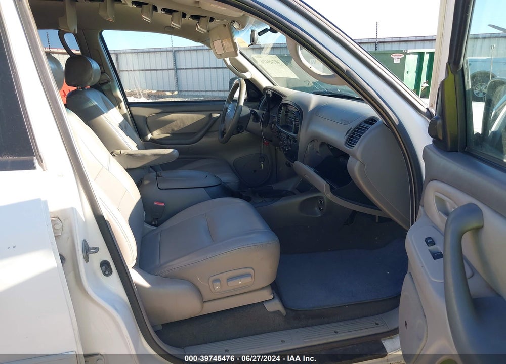 2003 TOYOTA SEQUOIA SR5 V8 VIN: 5TDZT34AX3S191625