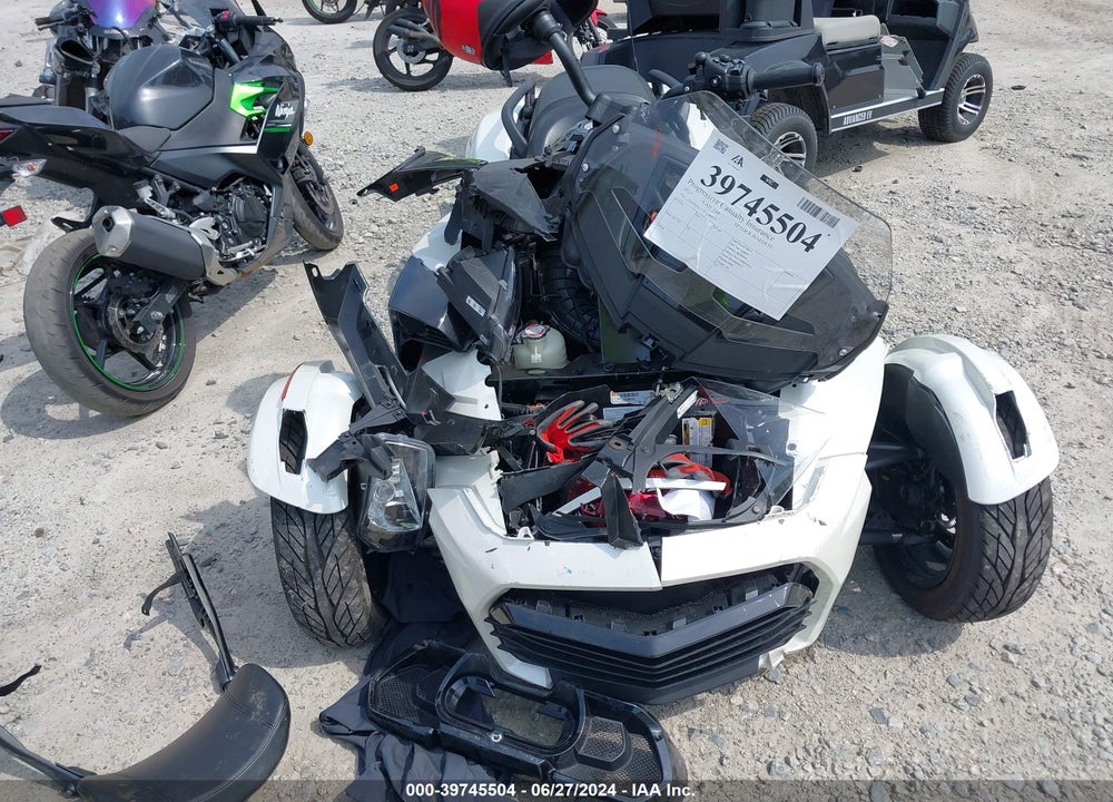 2023 CAN-AM SPYDER ROADSTER F3-T/F3 LIMITED VIN: 2BXREDD25PV000191