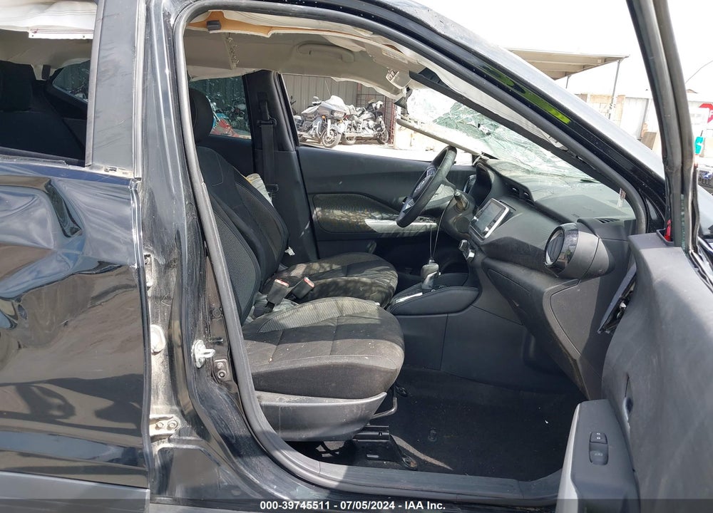 2019 NISSAN KICKS SV VIN: 3N1CP5CU6KL564989