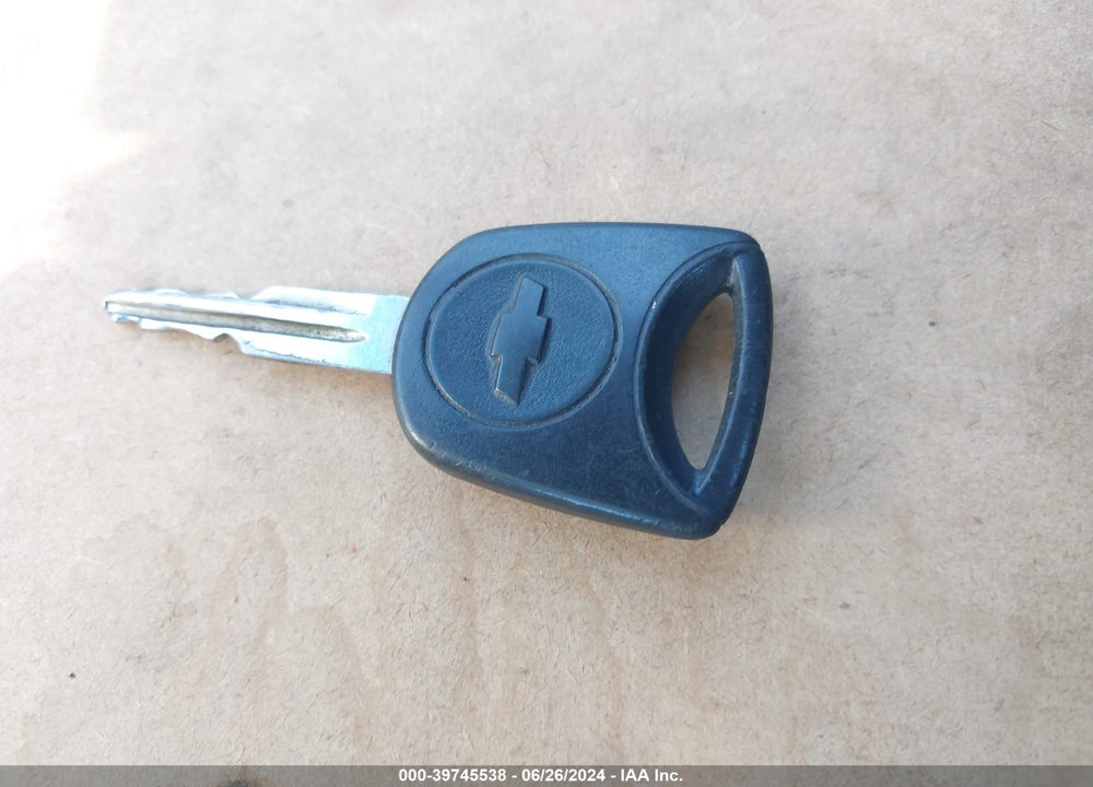 2009 CHEVROLET AVEO LT VIN: KL1TD56E79B635307