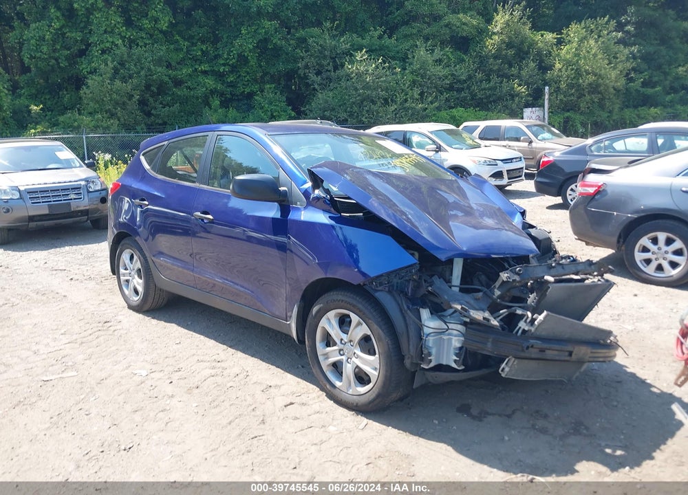 2011 HYUNDAI TUCSON GL VIN: KM8JT3AB1BU120698
